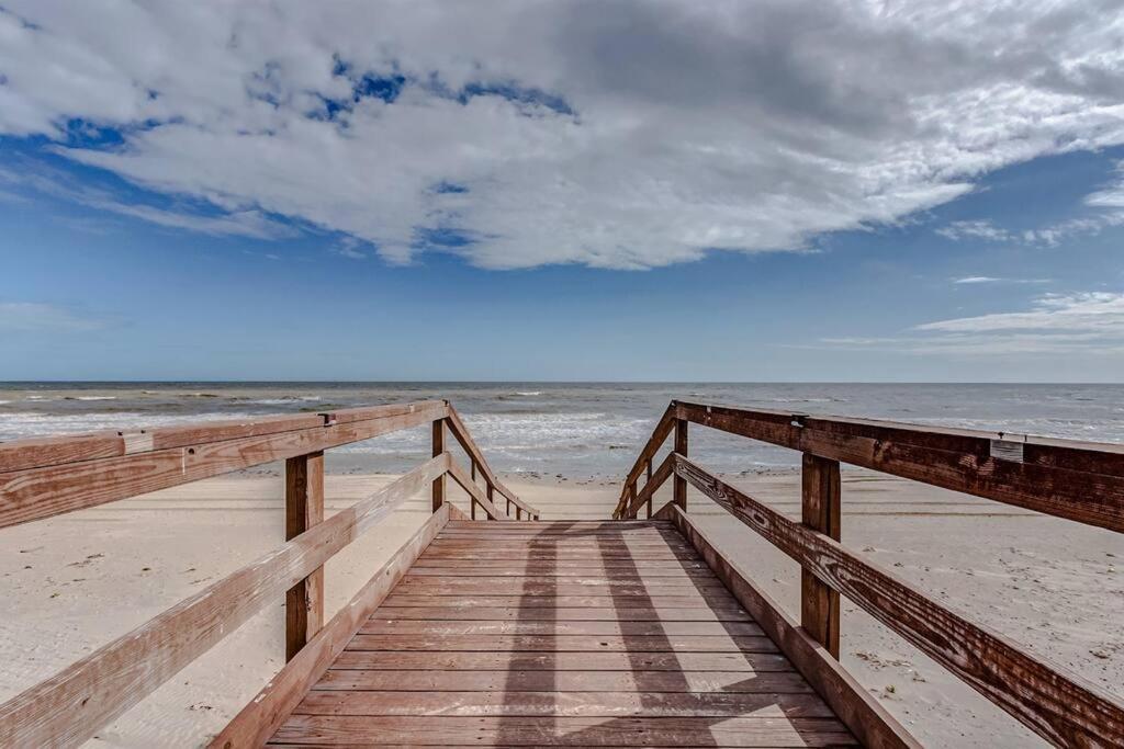 Alright, Alright, Alright By Wanderlust Properties Bolivar Peninsula Exteriör bild